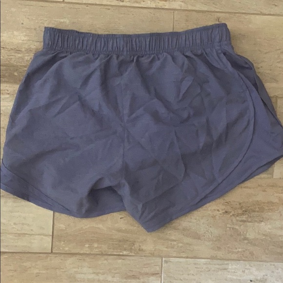 Nike Tempo Shorts - Picture 2 of 2
